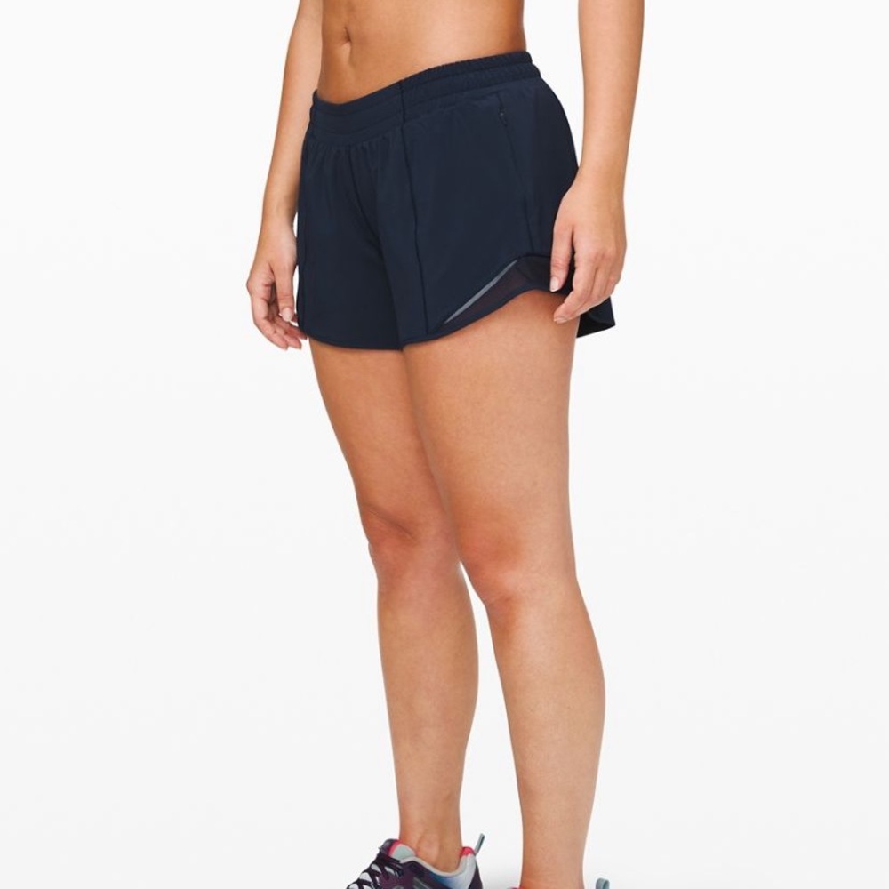 Lululemon 4” Hotty Hot Shorts | True Navy